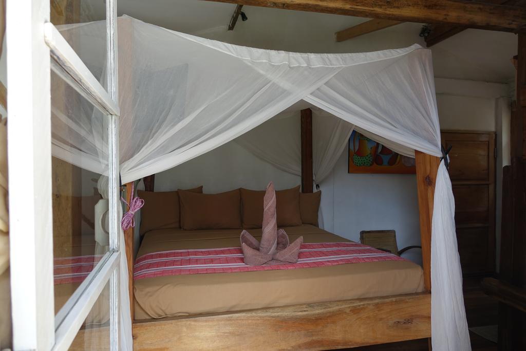 Hotel Le Petit Gili Gili Trawangan Esterno foto
