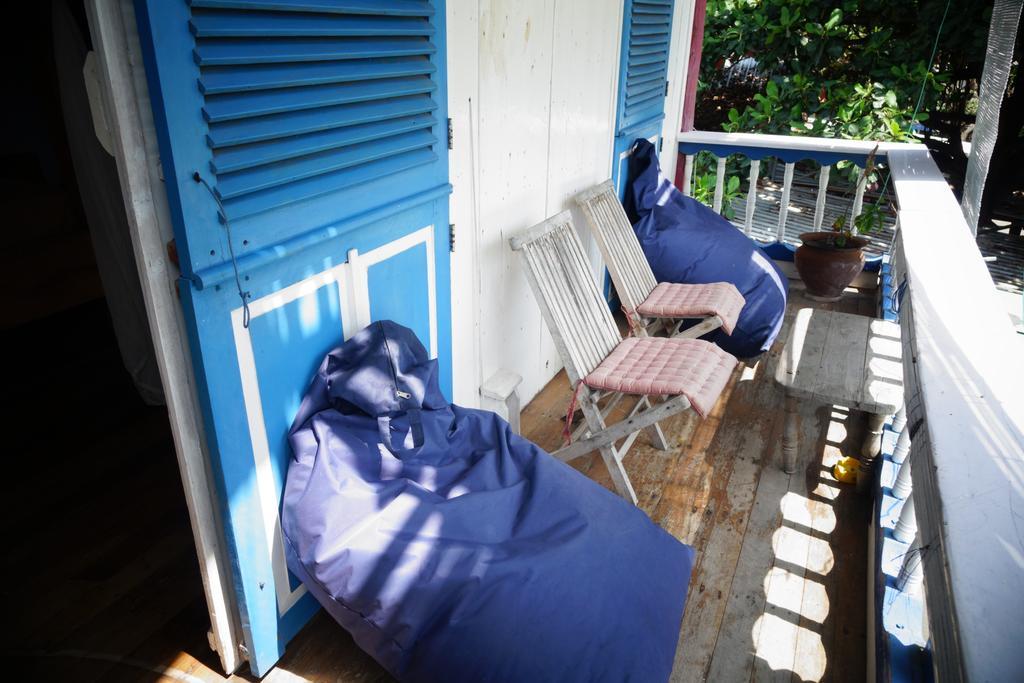 Hotel Le Petit Gili Gili Trawangan Esterno foto